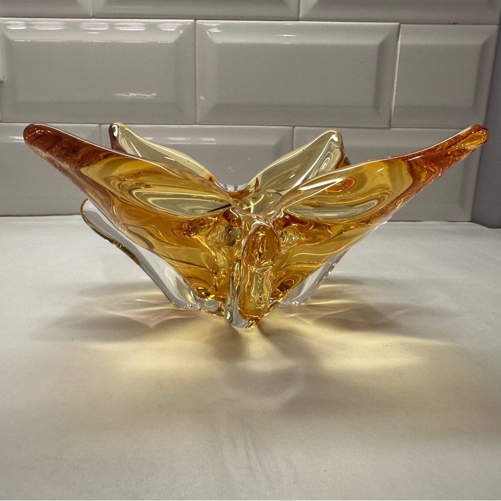 Chalet Canada Signed Vintage Handblown Art Glass Sculpture ashtray trinket dish